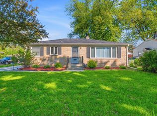1201 Redwood Dr, Green Bay, WI 54304