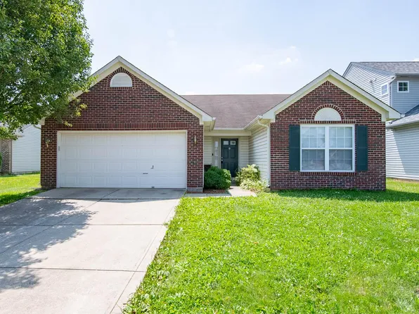 9661 Trail Dr, Avon, IN 46123