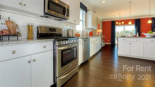 1120 Walbury Hill Rd — Photo 5