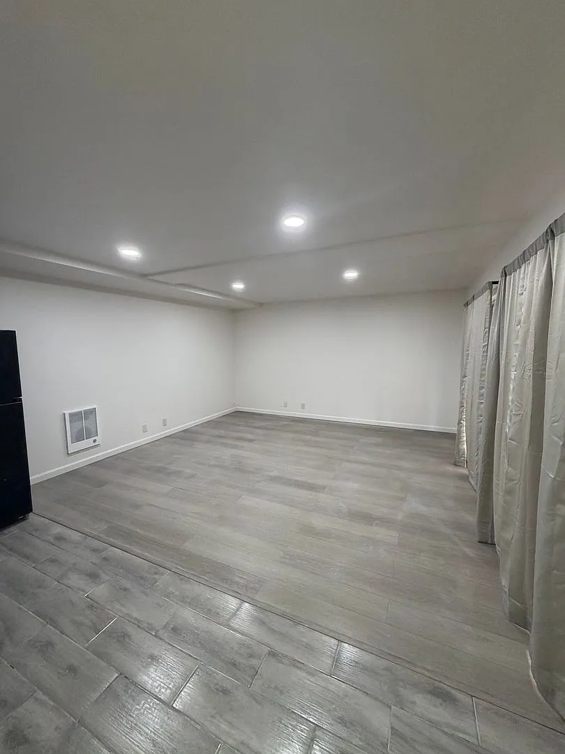 Normandy Apartments — Photo 4