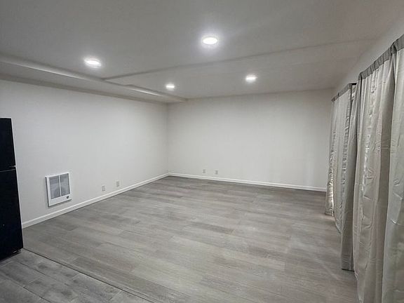 4th image of 1326 Edgewood Way #6