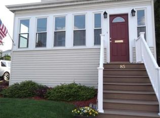 85 Bowdoin St, Winthrop, MA 02152