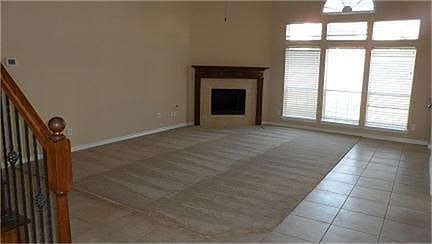 4th image of 501 Royal Oak Dr