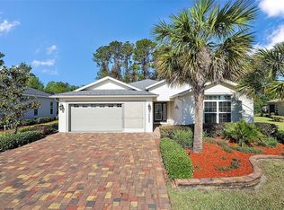 10282 Julia Isles Ave, Oxford, FL 34484