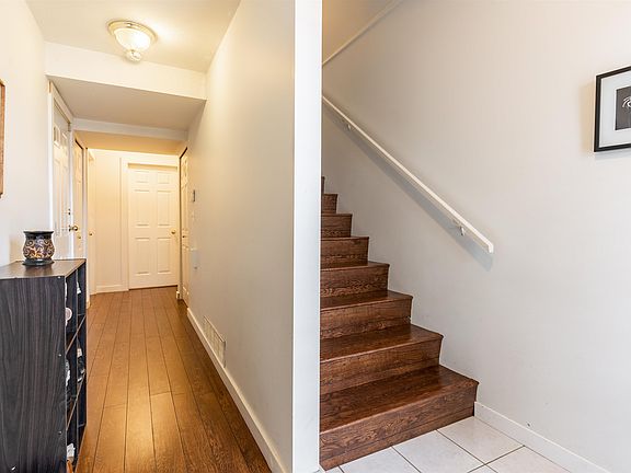 4th image of 14188 103a Ave #605