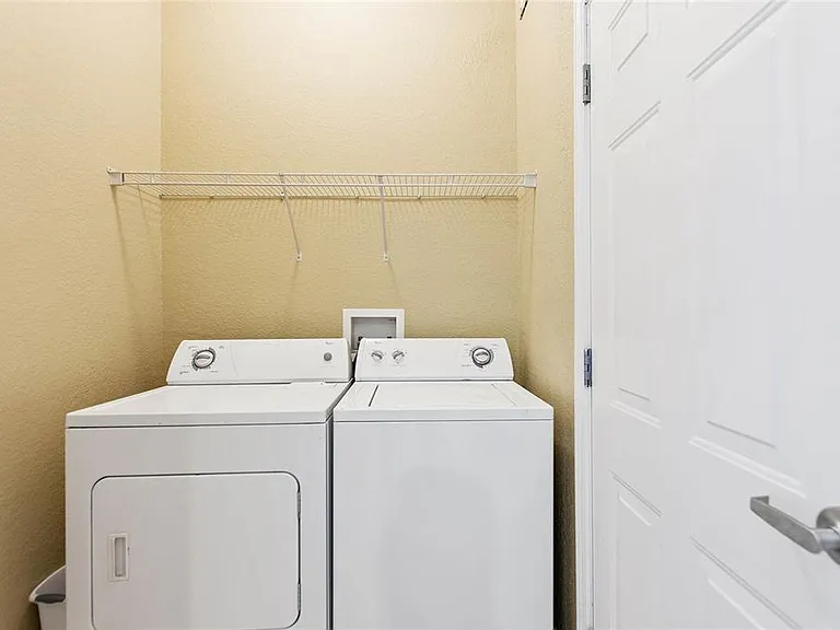 206 Terrace Ridge Cir #206 — Photo 18