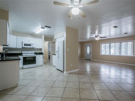 5th image of 6065 38th Ave N