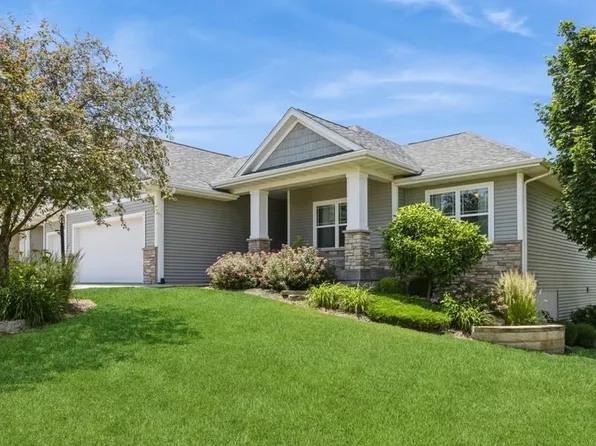 503 Huntington Dr, Iowa City, IA 52245