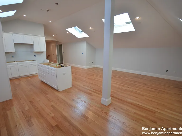18 Murdock St #14 — Photo 4