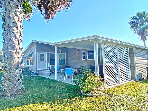 4th image of 2546 S Pebble Brook Dr
