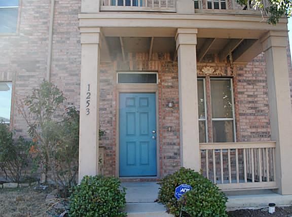 2nd image of 1253 Ballymote Ln