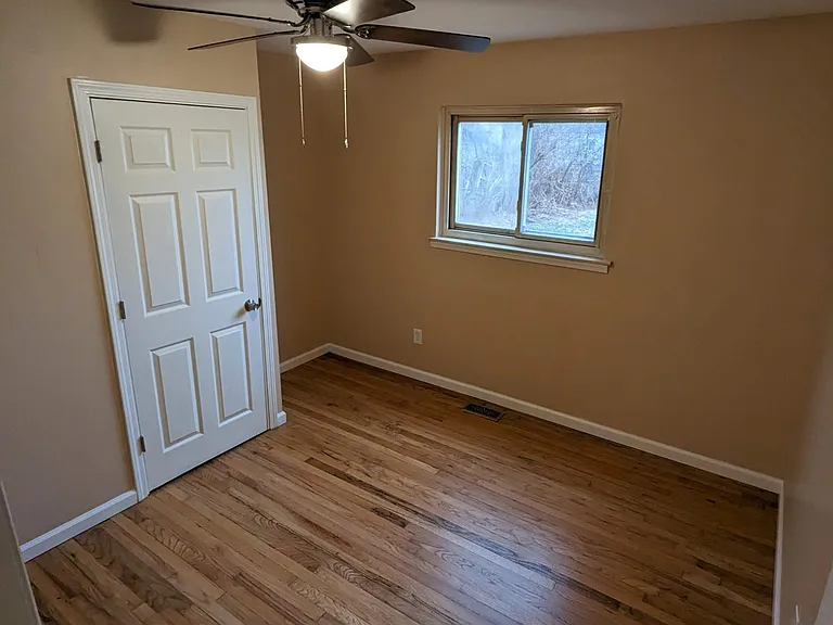 2841 Appleridge St — Photo 11