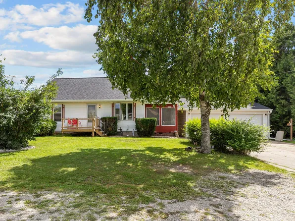 W7577 State Highway 54, Shiocton, WI 54170