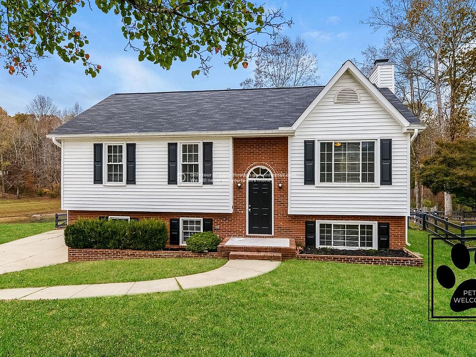 1st image of 3804 Watercourse Ct