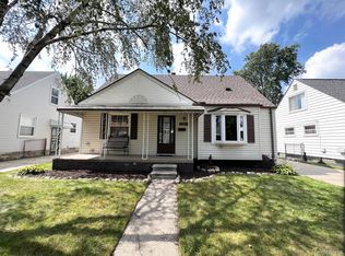 25861 Fortuna St, Roseville, MI 48066