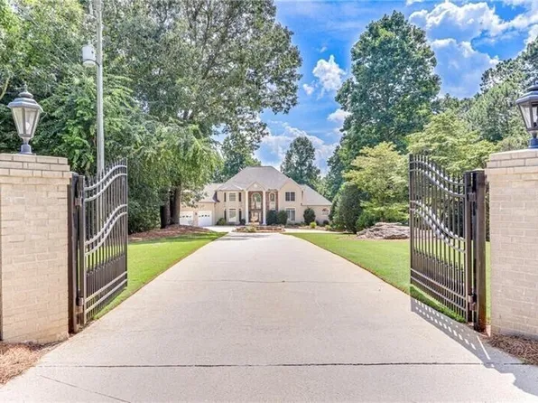 4129 Cherokee Trl, Gainesville, GA 30504