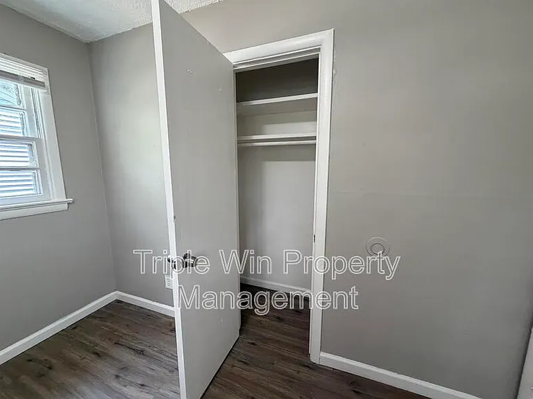 1113 Highmont Dr — Photo 21
