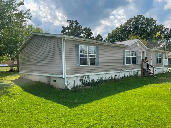 218 Raymond St, Richland, MO 65556