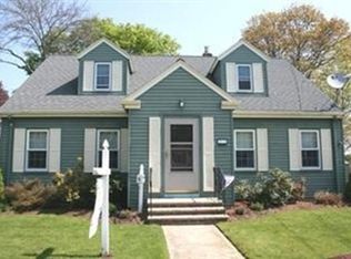 27 Grant Rd, Salem, MA 01970