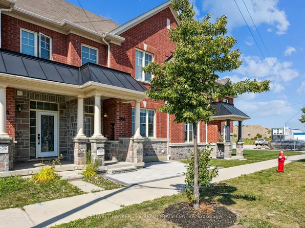 266 Inspire Blvd, Brampton, ON L6R 3Z3