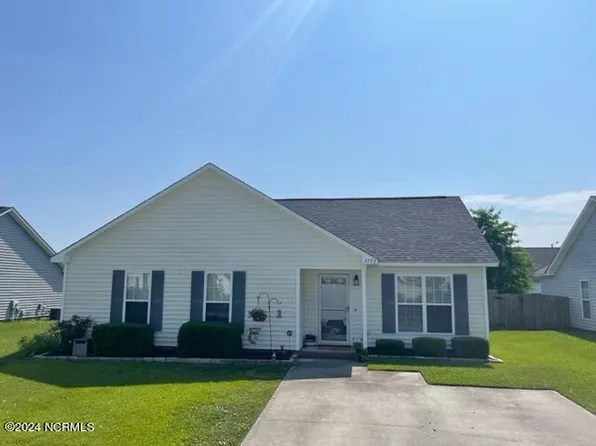 3753 Dover Drive, Ayden, NC 28513