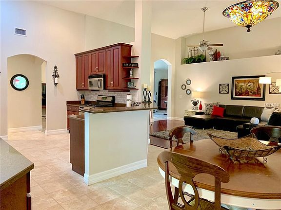 5th image of 7312 Carrington Oaks Ln