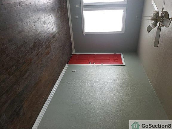 2nd image of 407 Jackson St