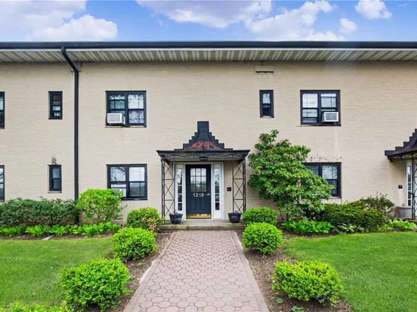 1219 California Road #1L, Eastchester, NY 10709