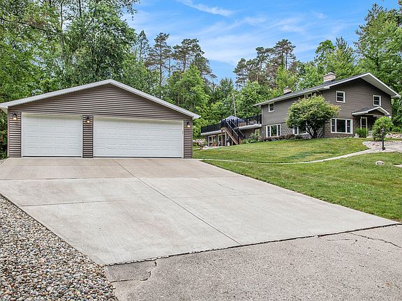 2nd image of 20313 White Pine Blvd
