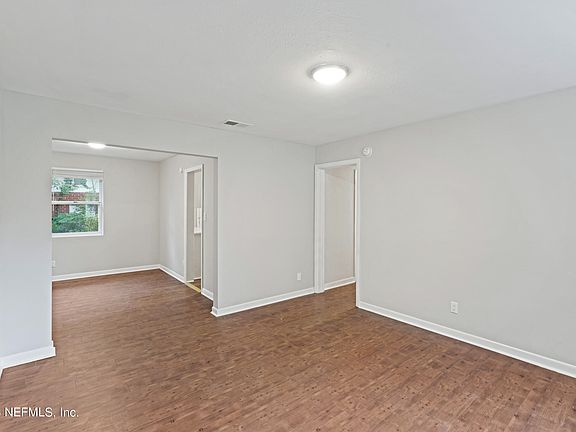 2nd image of 6228 TERRY PARKER Drive N