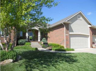 2921 N Pepper Ridge Ct, Wichita, KS 67205