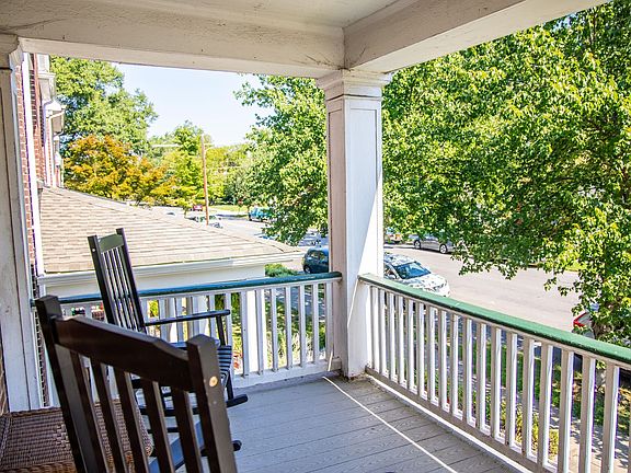 2nd image of 3415 Stuart Ave APT 2