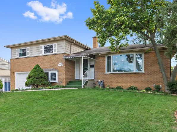 1202 Elsie Dr, Melrose Park, IL 60160