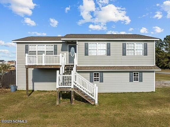 2nd image of 490 Bay Lake Drive