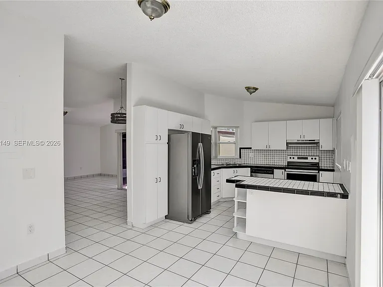 11854 SW 210th St — Photo 14