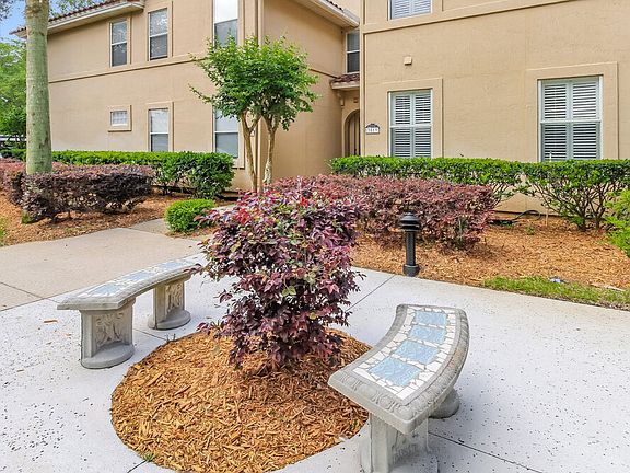 5th image of 3819 Lavista Cir
