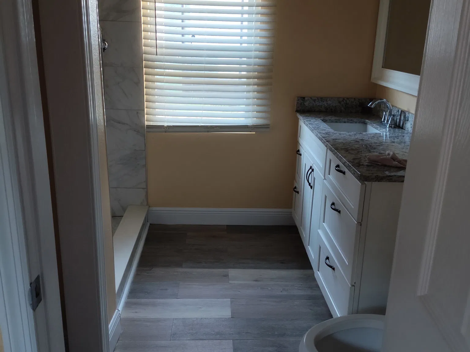 Studio, 750 sqft, $1,100 — Photo 4