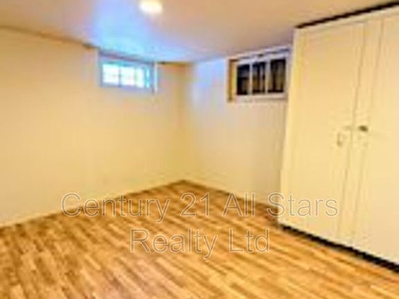 3rd image of 10925 150th St NW