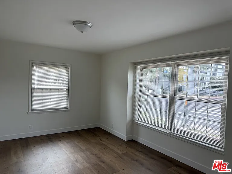 937 S Bedford St — Photo 1