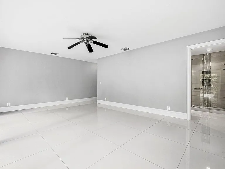 417 N Country Club Dr — Photo 11