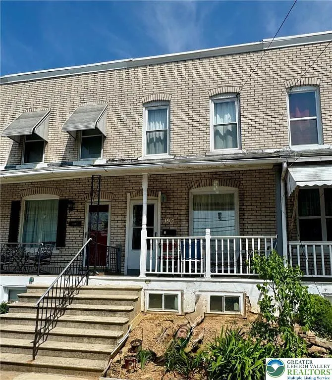 1505 S Albert St photo 1