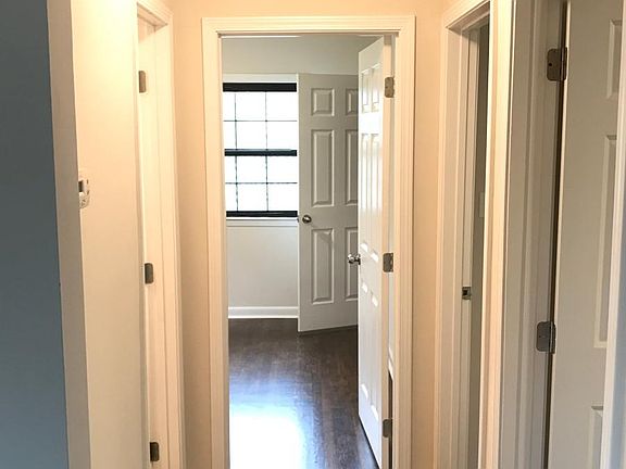 5th image of 3037 Wenwood Dr