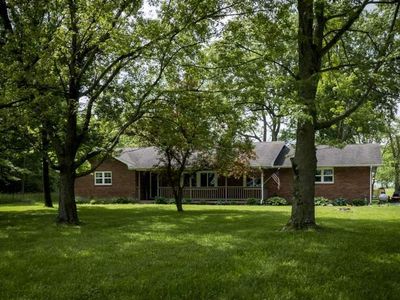 6780 N Us Highway 35, Williamsburg, IN, 47393