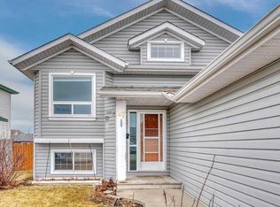 27 W Aspen Creek Way, Strathmore, AB T1P1R2