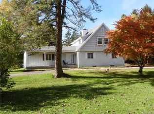 1645 Harris Rd, Penfield, NY 14526