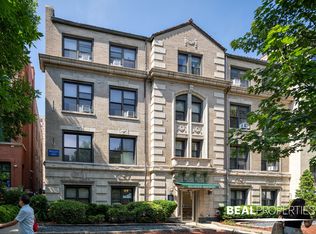 540 W. Wellington, Chicago, IL 60657