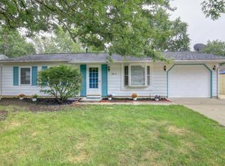 3213 Ridgewood Dr, Champaign, IL 61821