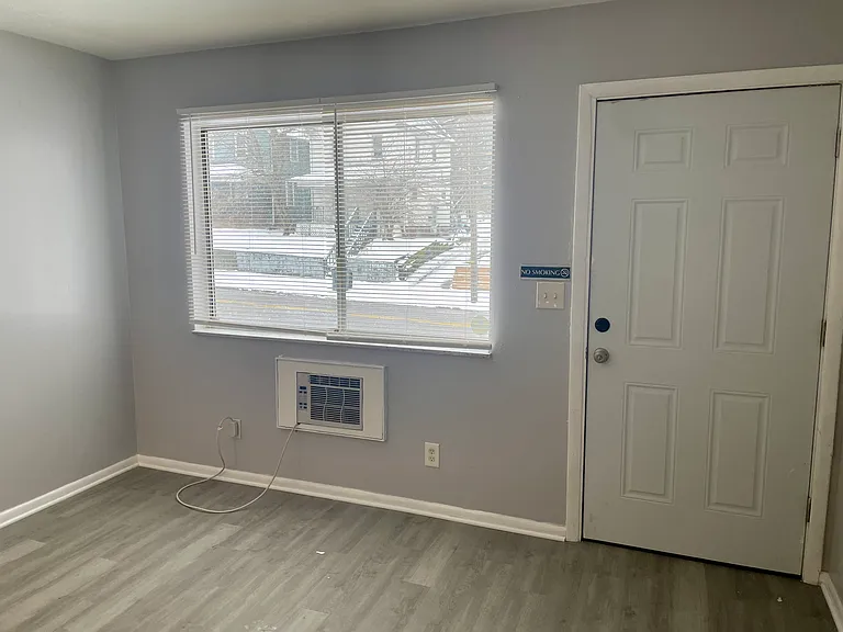 595 Brown St #2 — Photo 7