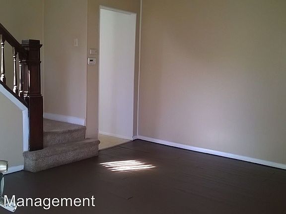 3rd image of 147 Edgar Ave
