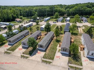 303 Oak Mount Dr, Columbia, MO 65201